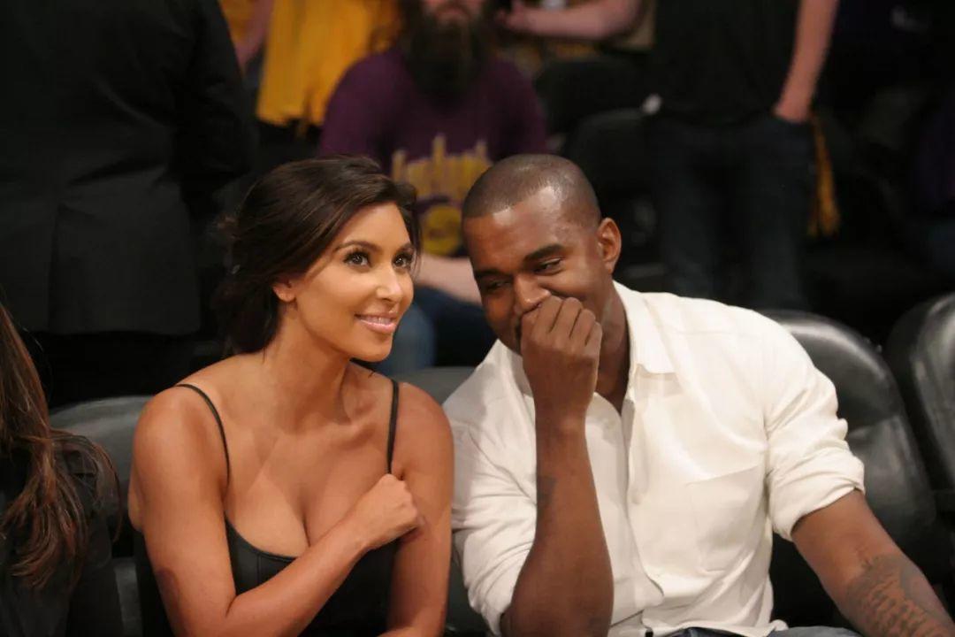 Kim Kardashian一生中所有的男人，你给她对男人的品味打几分？