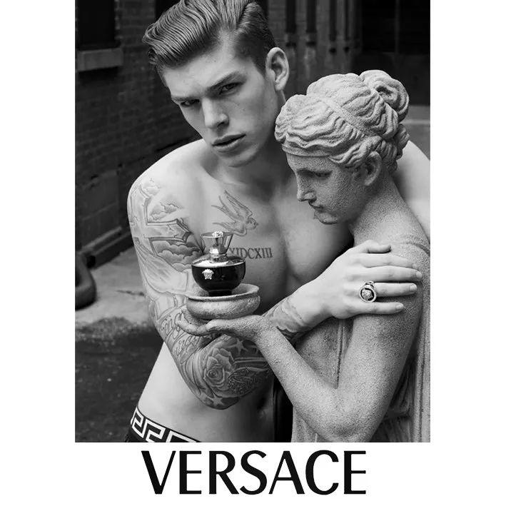 新的Versace男孩，我愿意为他做任何事！