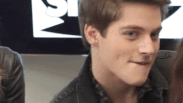 美国最火雀斑男孩Froy 要当转型歌手？