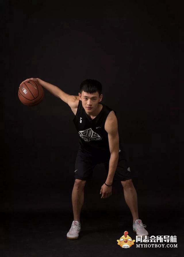 郑州大学187CM的校队篮球帅哥，又是一枚宝藏男孩 精选转载 第4张