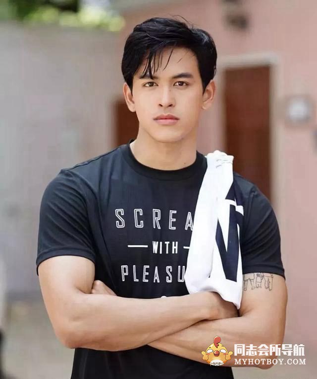 小哥哥名字叫做filmjirayu，是泰国的一名健身模特 娱乐画报 第12张