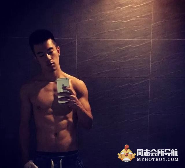 台湾男星纪言恺，实力肌肉男 时尚型男 第6张