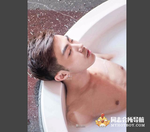 台湾型男帅哥許禾浴室艺术照片 娱乐画报 第6张