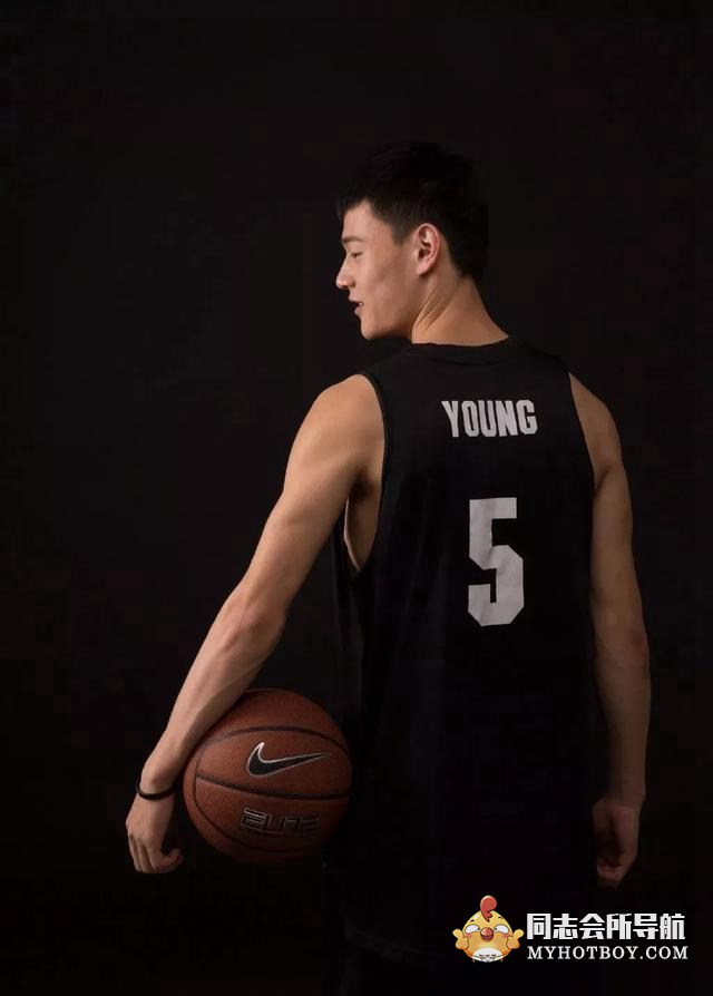 郑州大学187CM的校队篮球帅哥，又是一枚宝藏男孩 精选转载 第3张