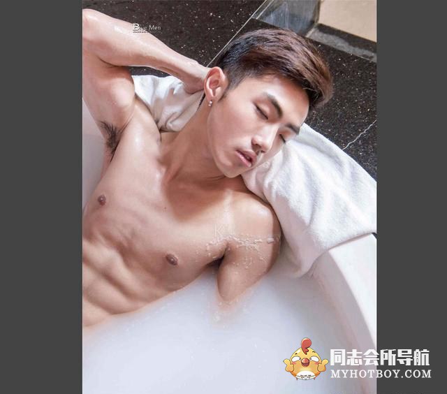 台湾型男帅哥許禾浴室艺术照片 娱乐画报 第8张