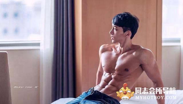 帅气的韩国肌肉小哥 时尚型男 第3张