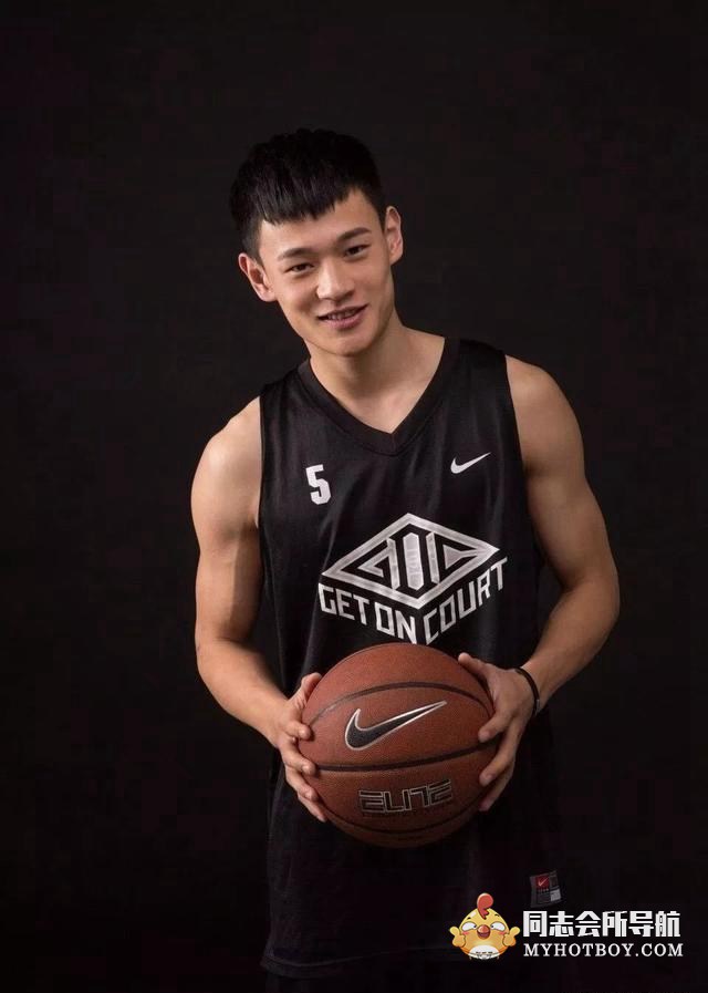 郑州大学187CM的校队篮球帅哥，又是一枚宝藏男孩 精选转载 第5张